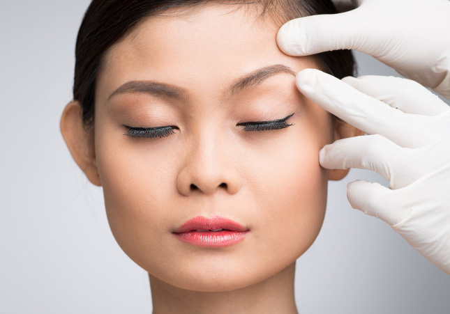 recovery after Asian eyelid surgery