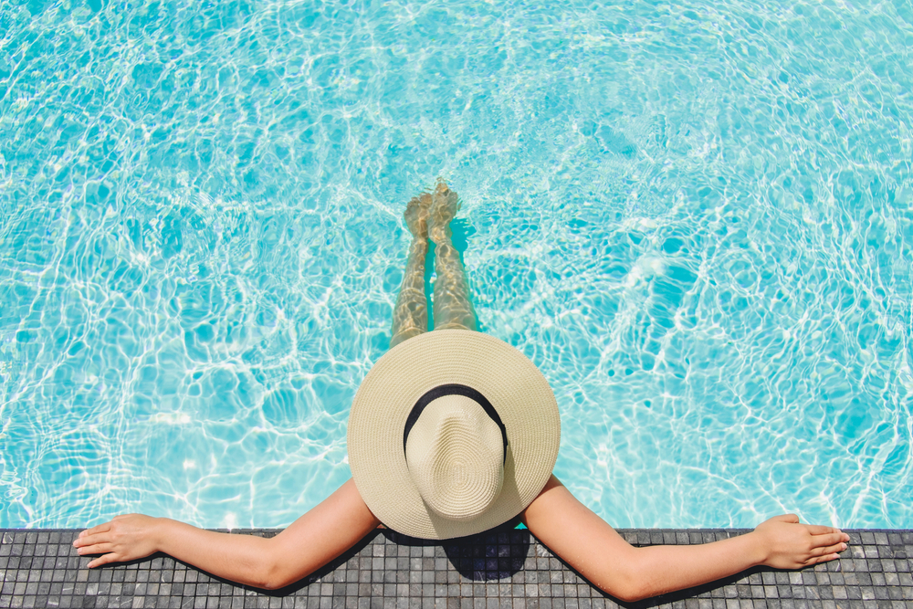Is It Safe to Go Swimming After Rhinoplasty Surgery?